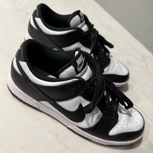 Nike Black and White Sneakers - Low Dunk Pandas